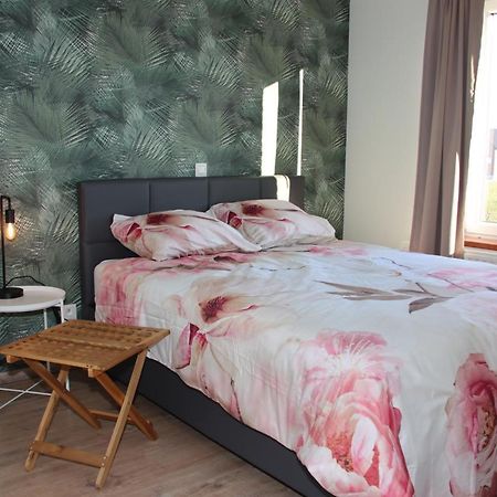 Appartement Juwel Fruithof à Zepperen Extérieur photo